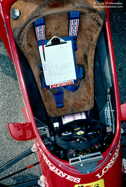 ferrari.cockpit&notes.mon84.2sign