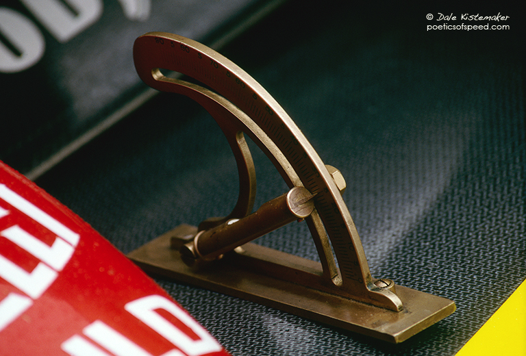 front wing angle.sign.dutch85