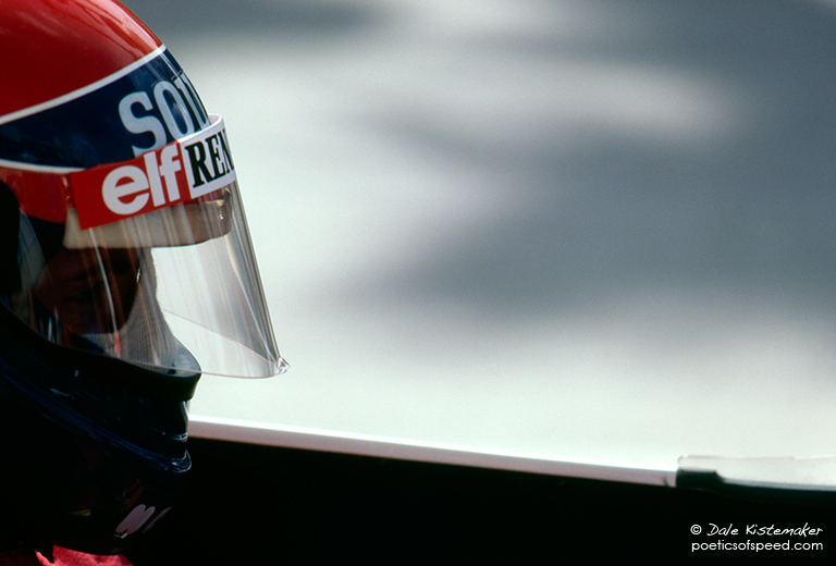 cheever.helmet.LBGP83sign