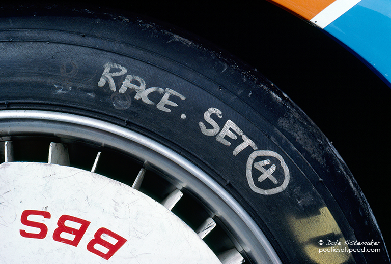 race.set.lemans.sign