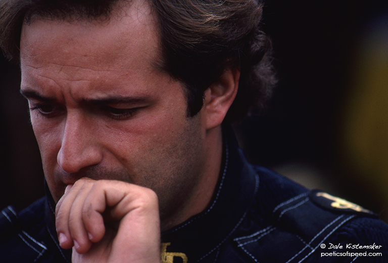 elio.hand.eng85.sign