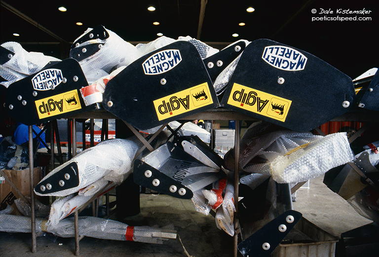 ferrari-wingslbgp83sign